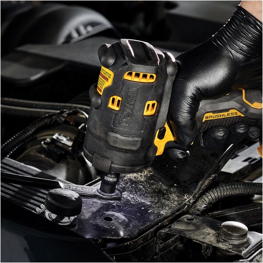 Gumowa osłona na klucz DCF901 DCF903 DeWALT -zdjęcie numer 5