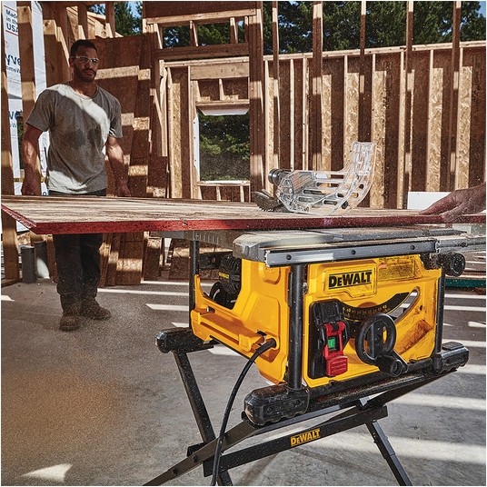 Pilarka stołowa 210mm 1850W DeWalt -zdjęcie numer 7