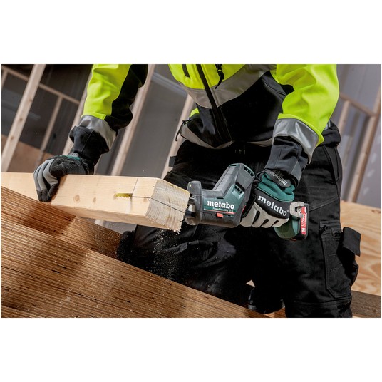 Pilarka szablasta 12V SSE 12 BL 2x2A karton METABO -zdjęcie numer 5