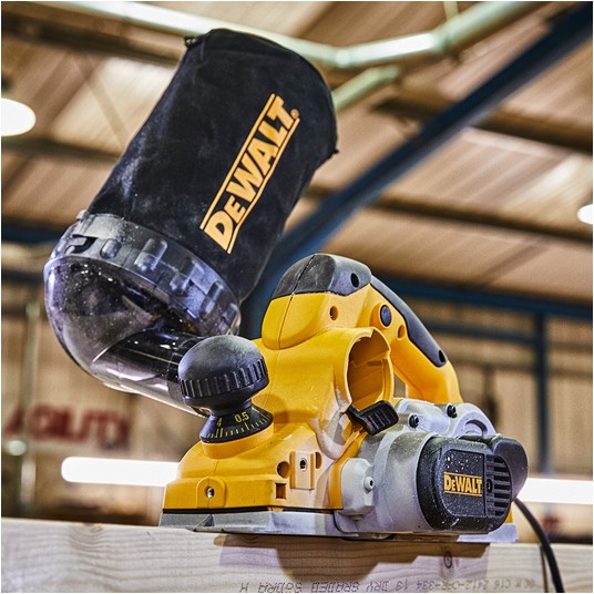 Strug 1050W szer.82mm głęb. 0-4 mm kufer DeWALT -zdjęcie numer 9