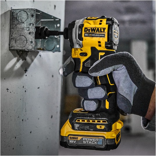 Wkrętarka DCD800 zakrętar DCF850 2x5Ah PS DeWALT -zdjęcie numer 9